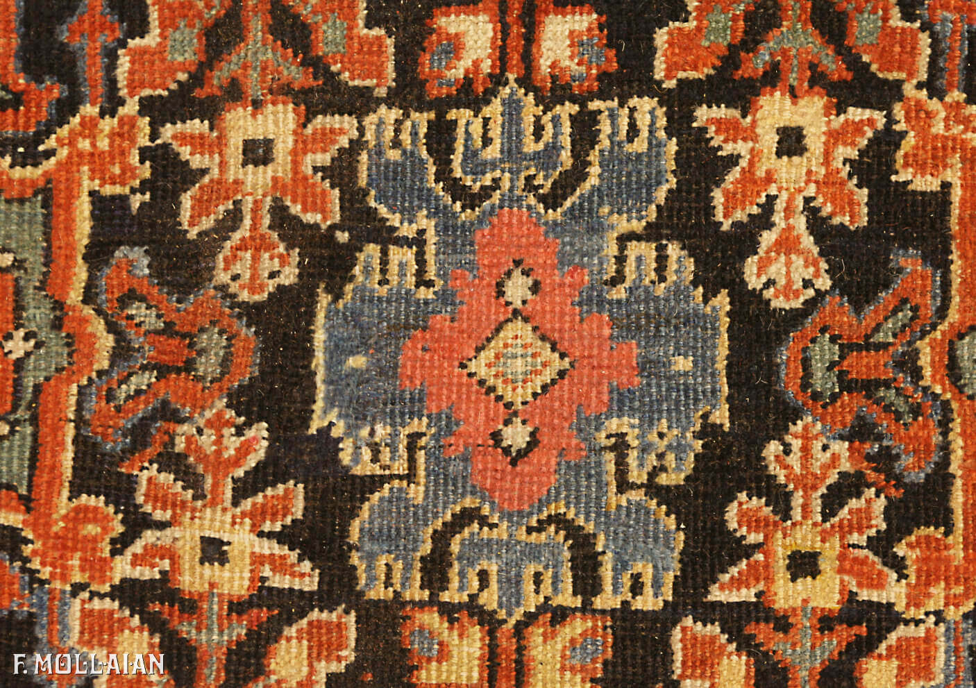 Antique Persian Farahan Carpet n°:68836545